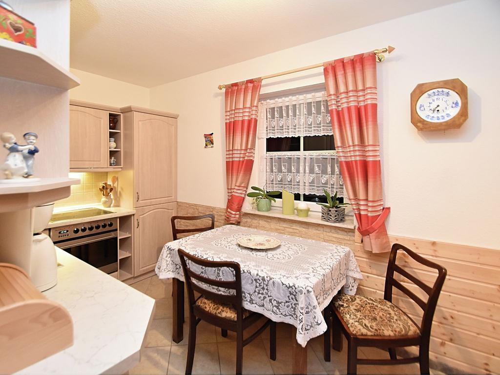 Apartment With Views Of The Ore Mountains Oelsnitz  Exteriör bild